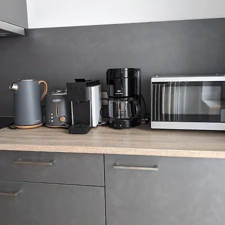 2 Zimmer, Stadtperle Mit Balkon Und Parkplatz Apartment